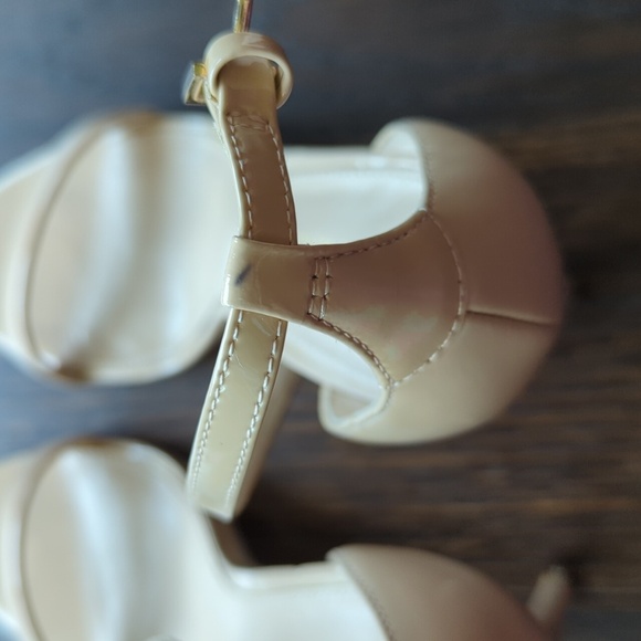 Rachel Zoe nude sandals - Picture 6 of 10